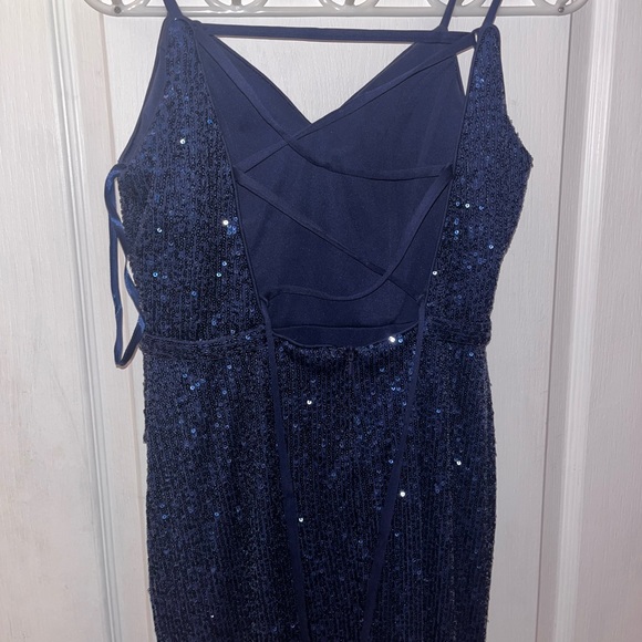 Blue Sequins Prom/Wedding/Bridesmaid Dress. Gorgeous slit, Very Flattering! - Picture 8 of 8